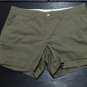 Old Navy Perfect 5" Shorts in Army Green Khaki, Women's Size 8